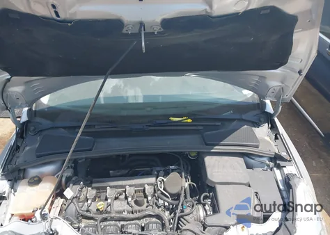 2016 Ford Focus Titanium из США, поврежденный, VIN 1FADP3J23GL301102